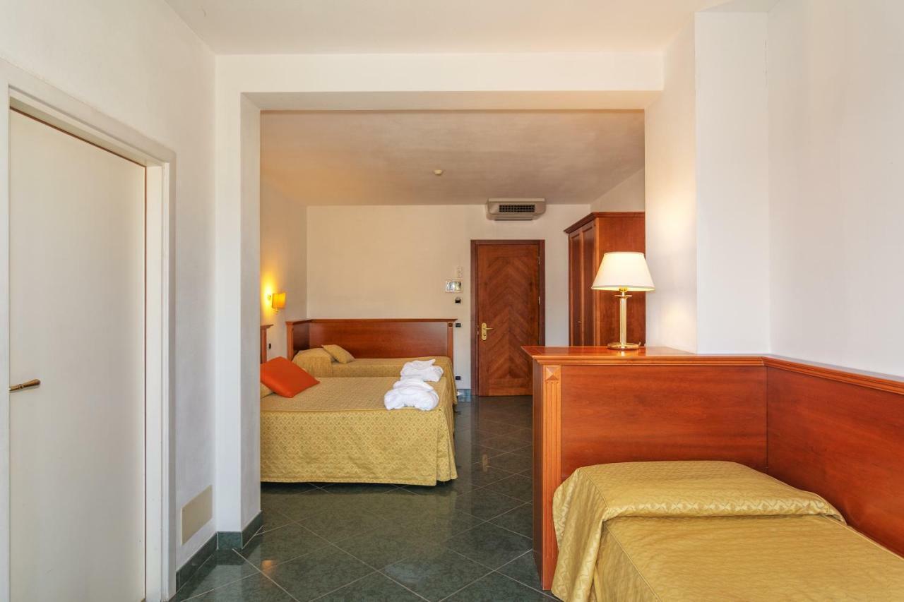 Hotel Residence Villa Marzia Marina di Pietrasanta Eksteriør bilde